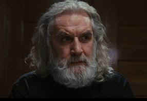 4693.JPG (6190 bytes)